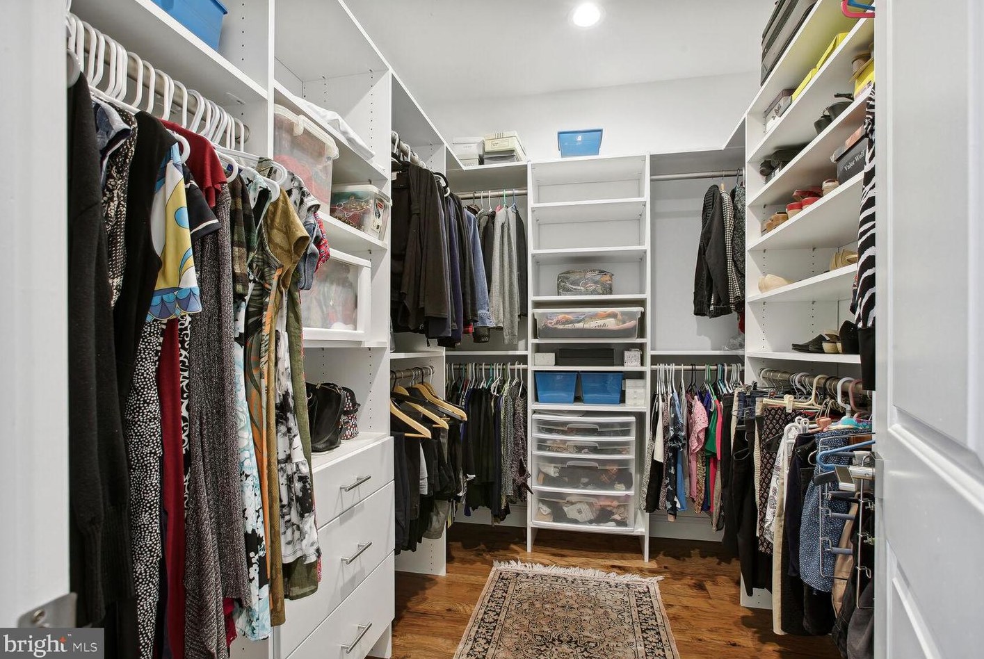 1244 Taylor St, Arlington VA 22201-5728 exterior