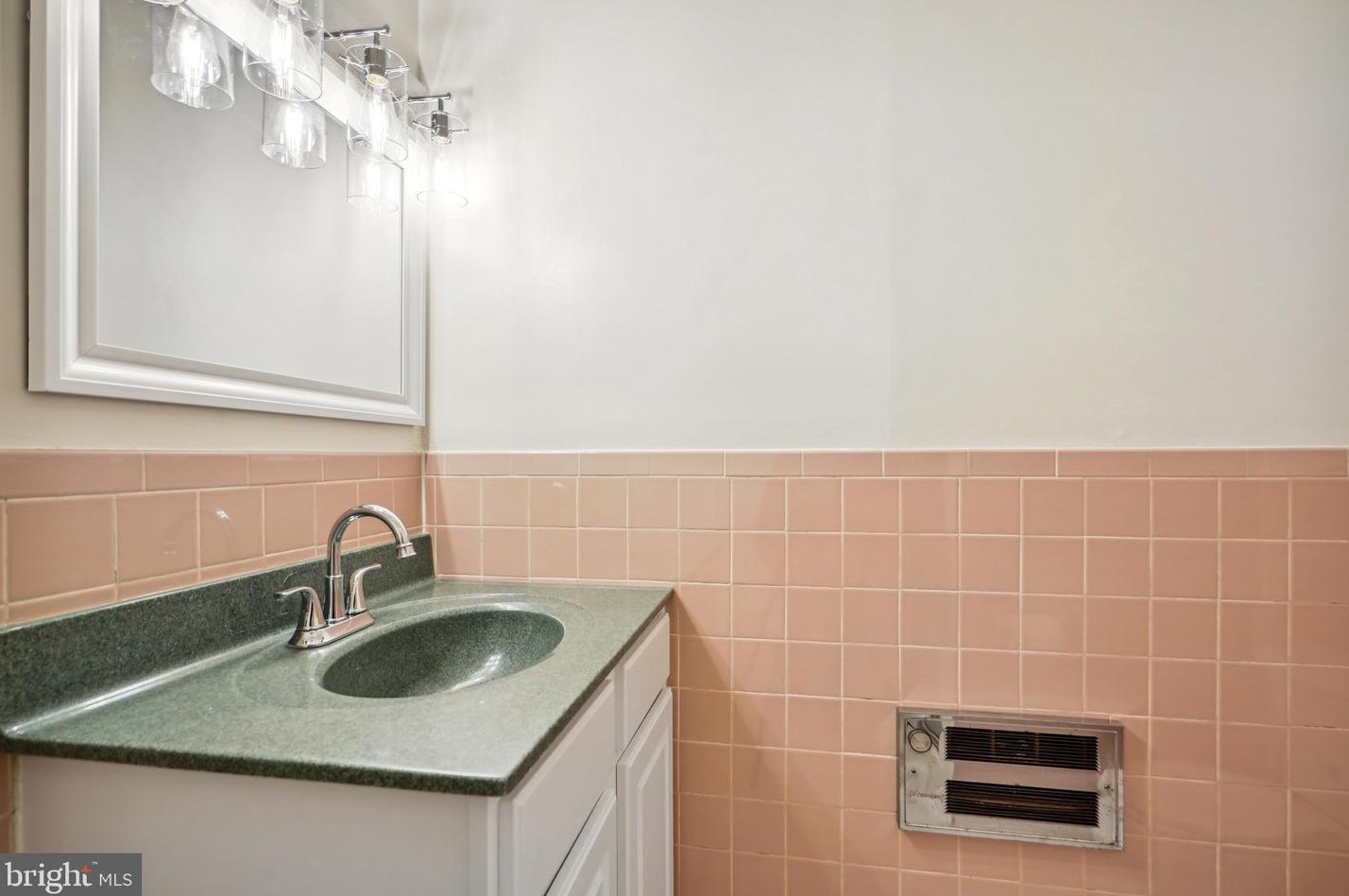 1231 Buchanan St, Arlington VA 22204-1345 exterior