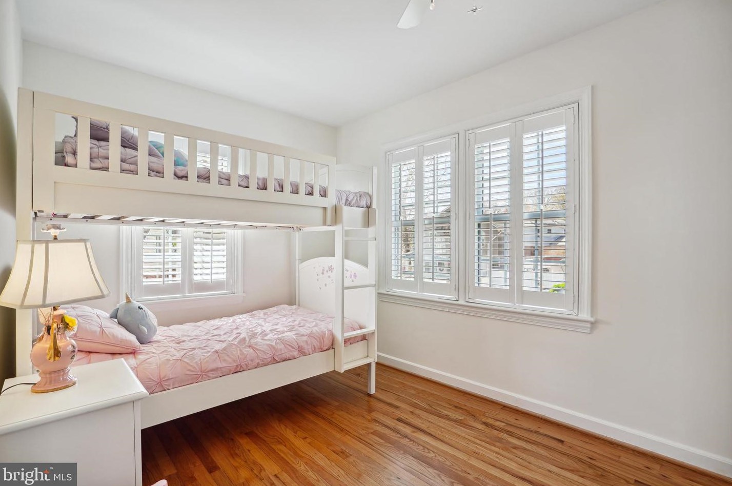 1231 Buchanan St, Arlington VA 22204-1345 exterior