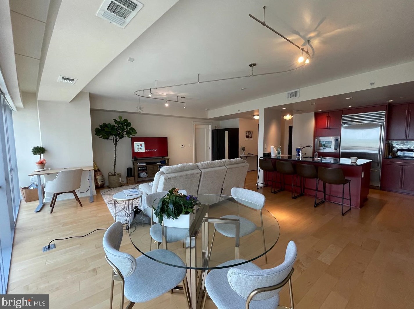 1111 19th St N #2706, Arlington, VA 22209