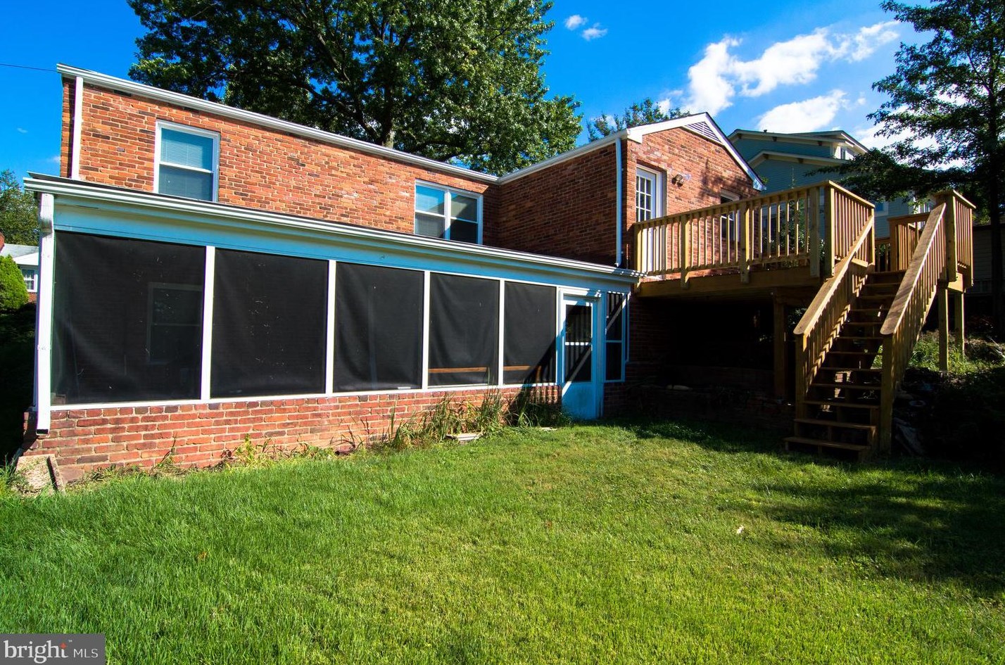 922 Nottingham St, Arlington VA  22205-1626 exterior
