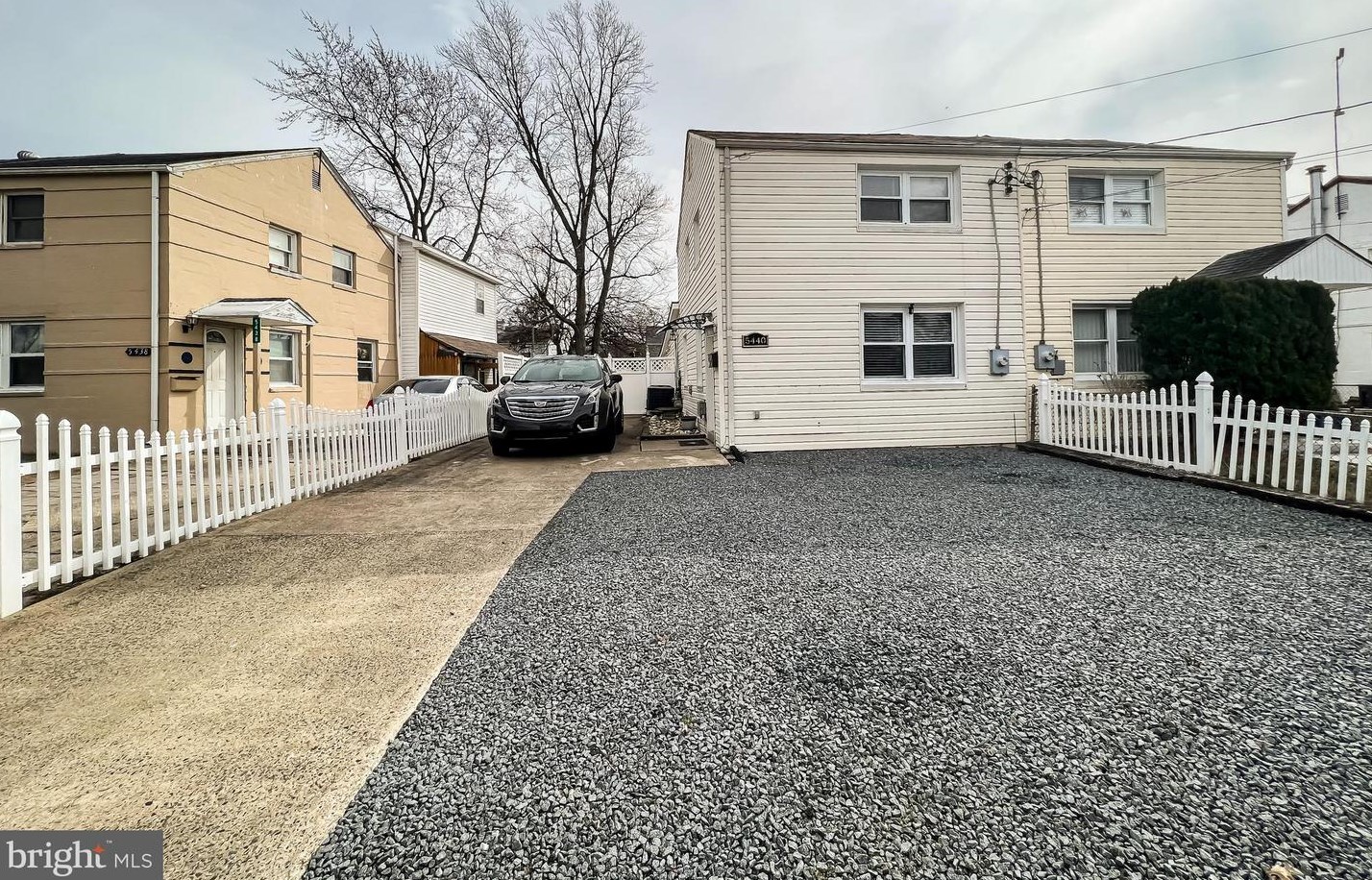 5440 8th Rd S, Arlington, VA 22205
