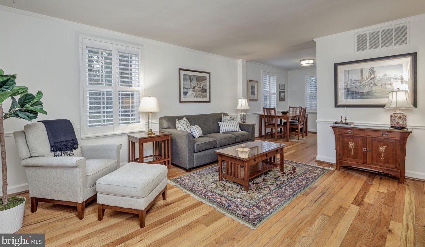 3465 Stafford St, Arlington, VA 22206-1917