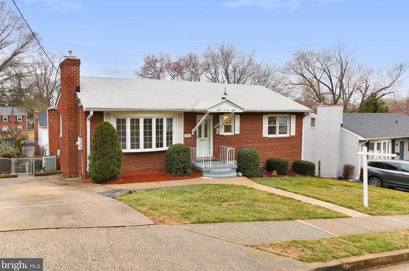 878 Ohio St, Arlington, VA 22205-1530