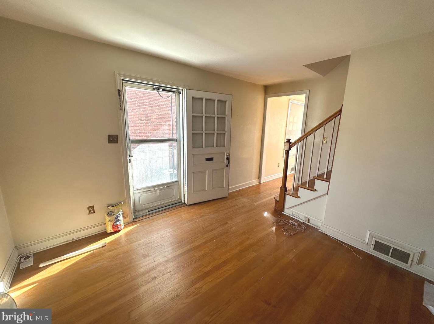 2738 Troy St, Arlington, VA 22206-2913
