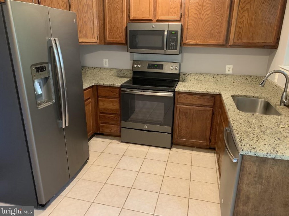 4610 28th Rd S Apt A, Arlington, VA