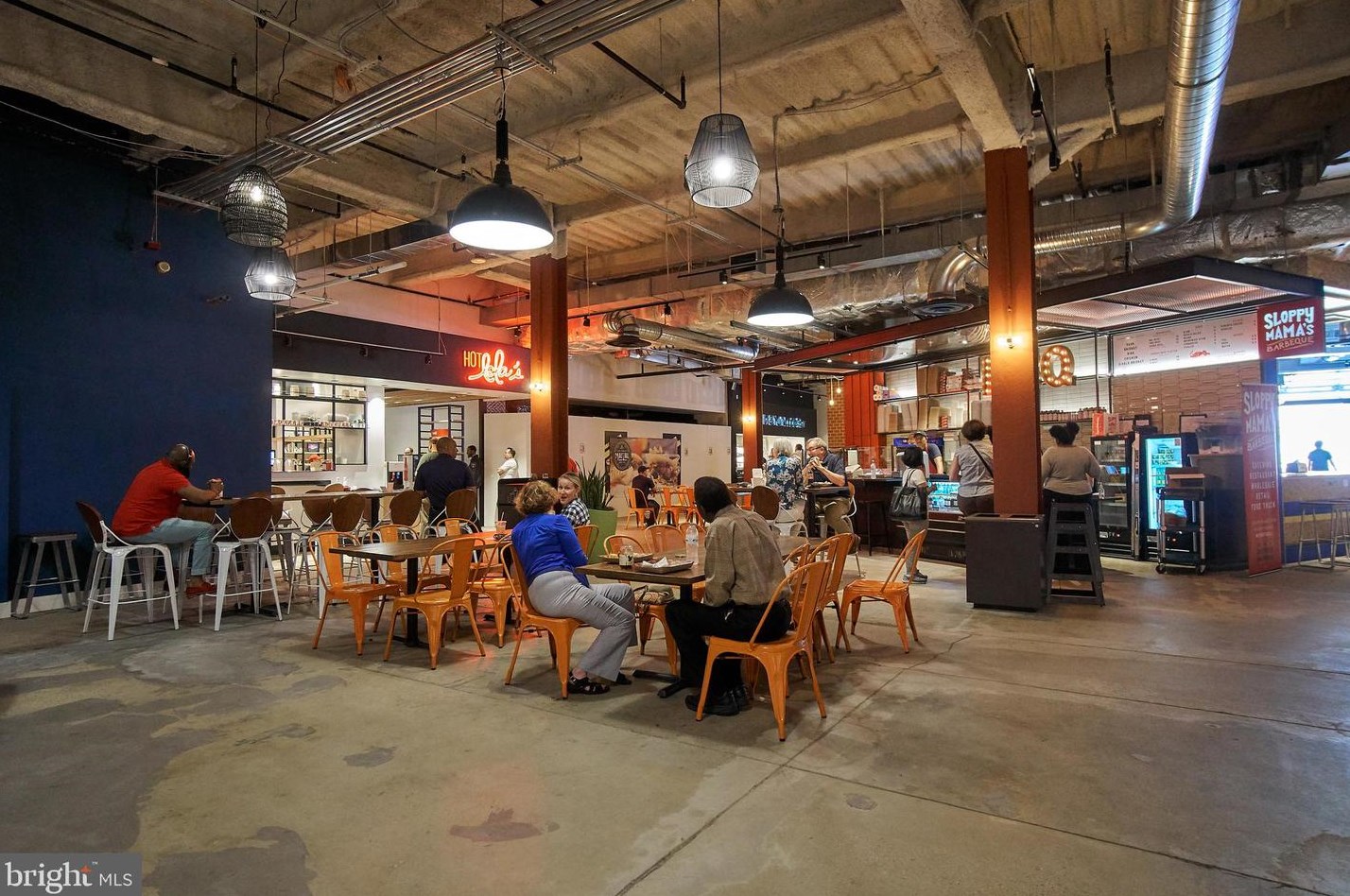 204 George Mason Dr, Arlington VA 22203-2903 exterior