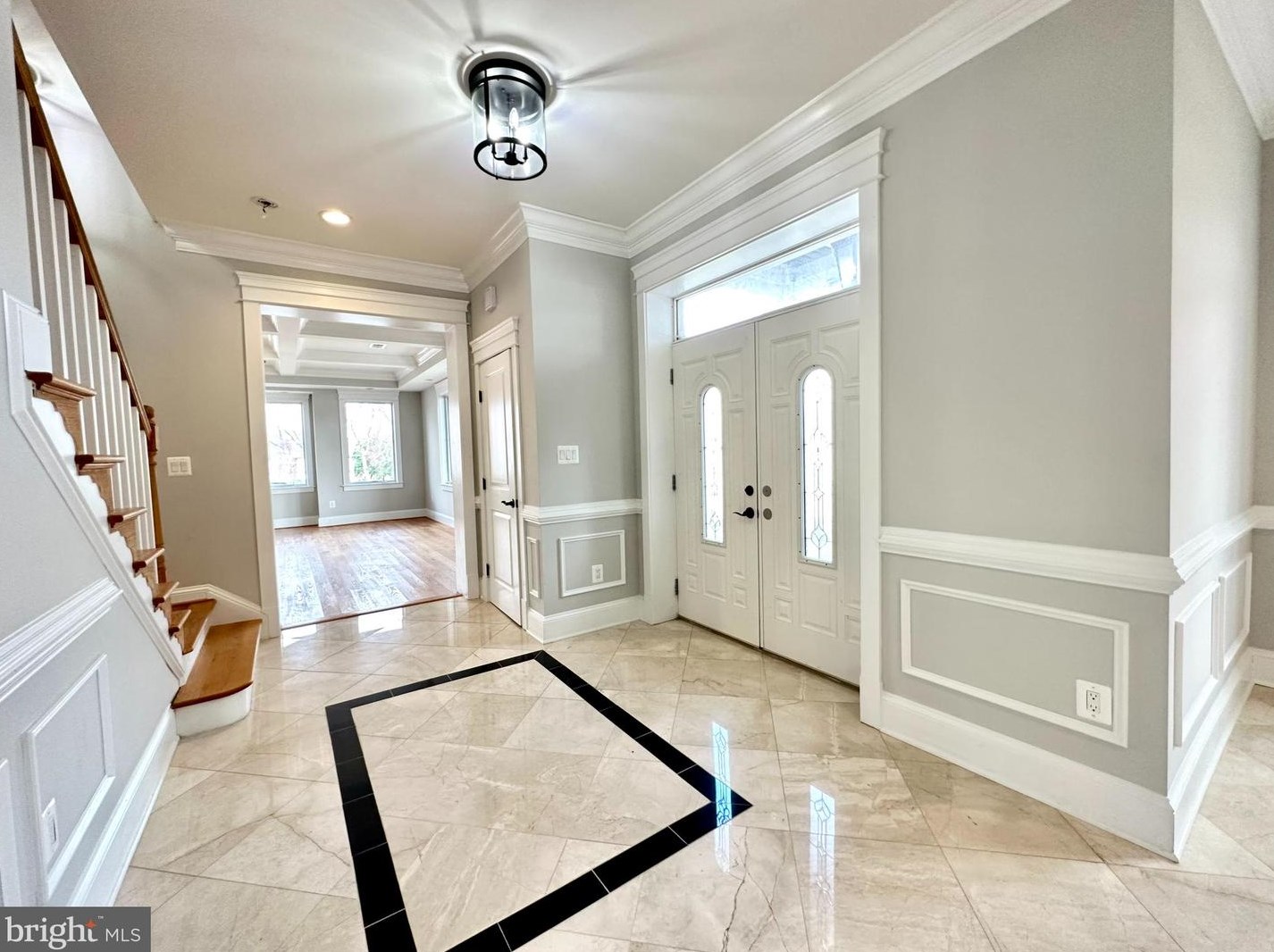 1700 12th St S, Arlington, VA 22209