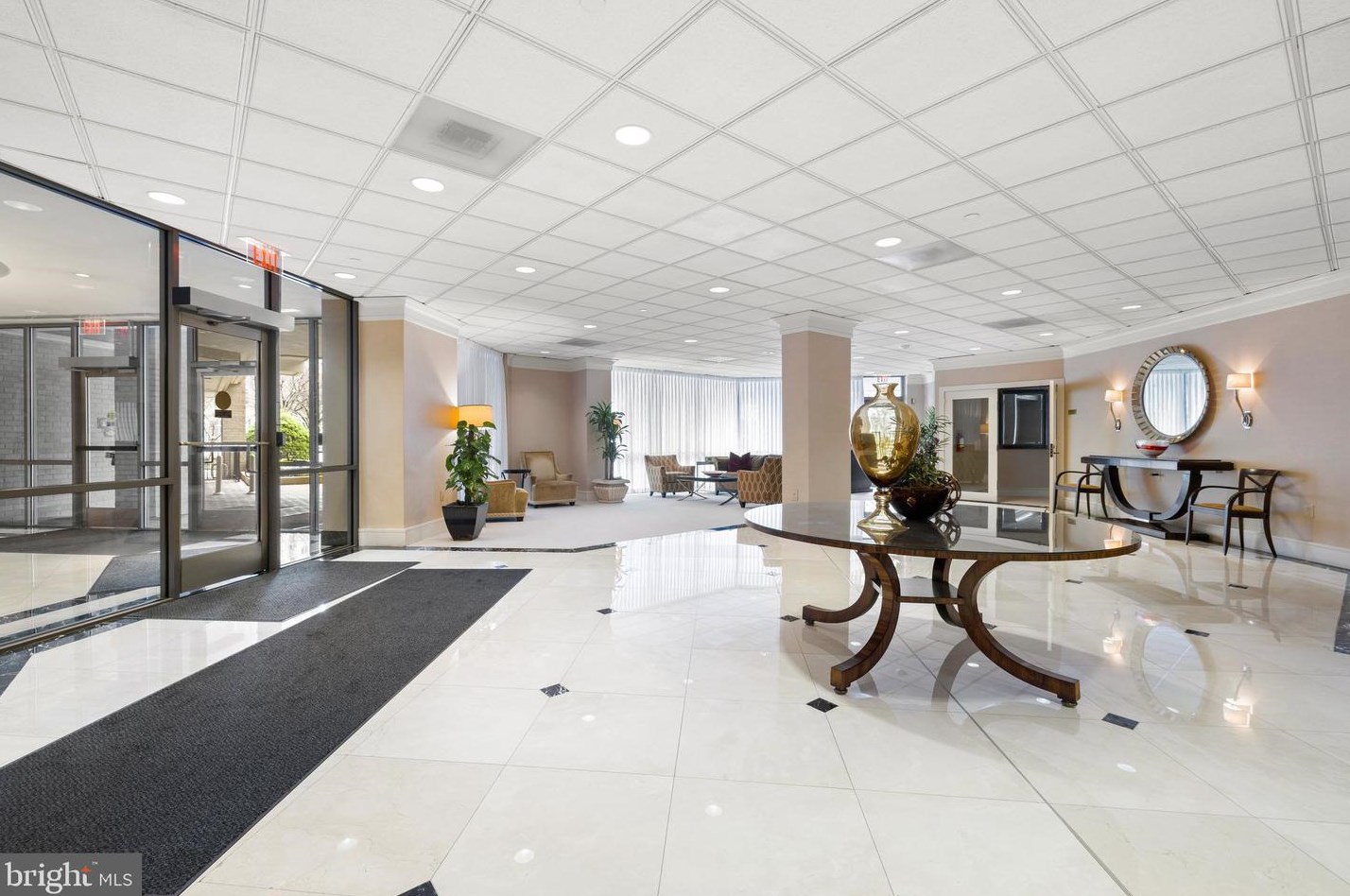 901 Monroe St, Arlington VA  22204-4207 exterior