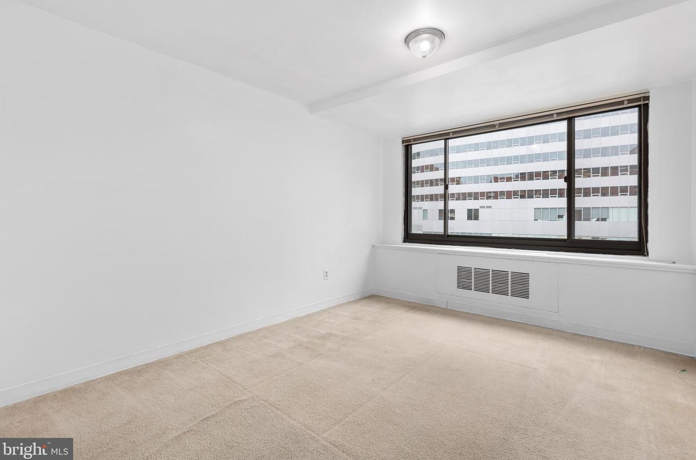 1021 Arlington Blvd #609, Arlington, VA 22209