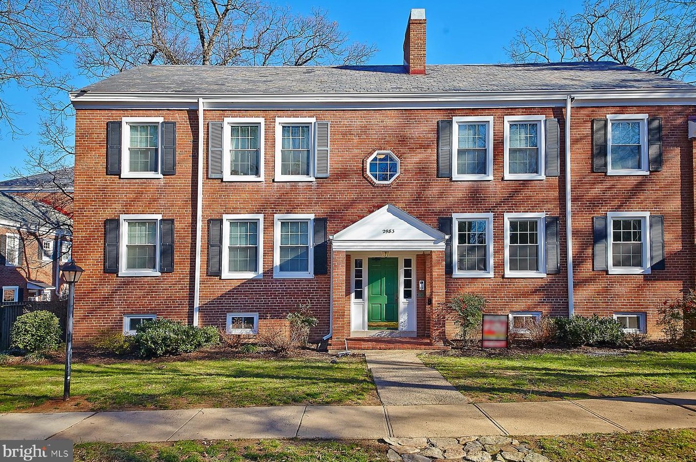 2983 S Columbus St #a2, Arlington, VA 22206