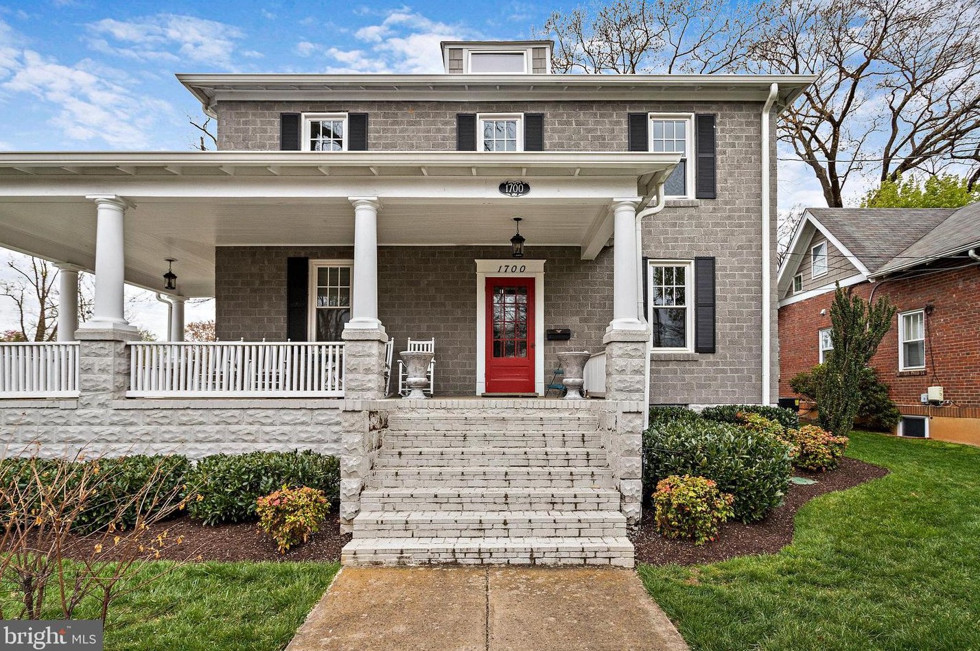1700 Taylor St, Arlington, VA 22204-4046