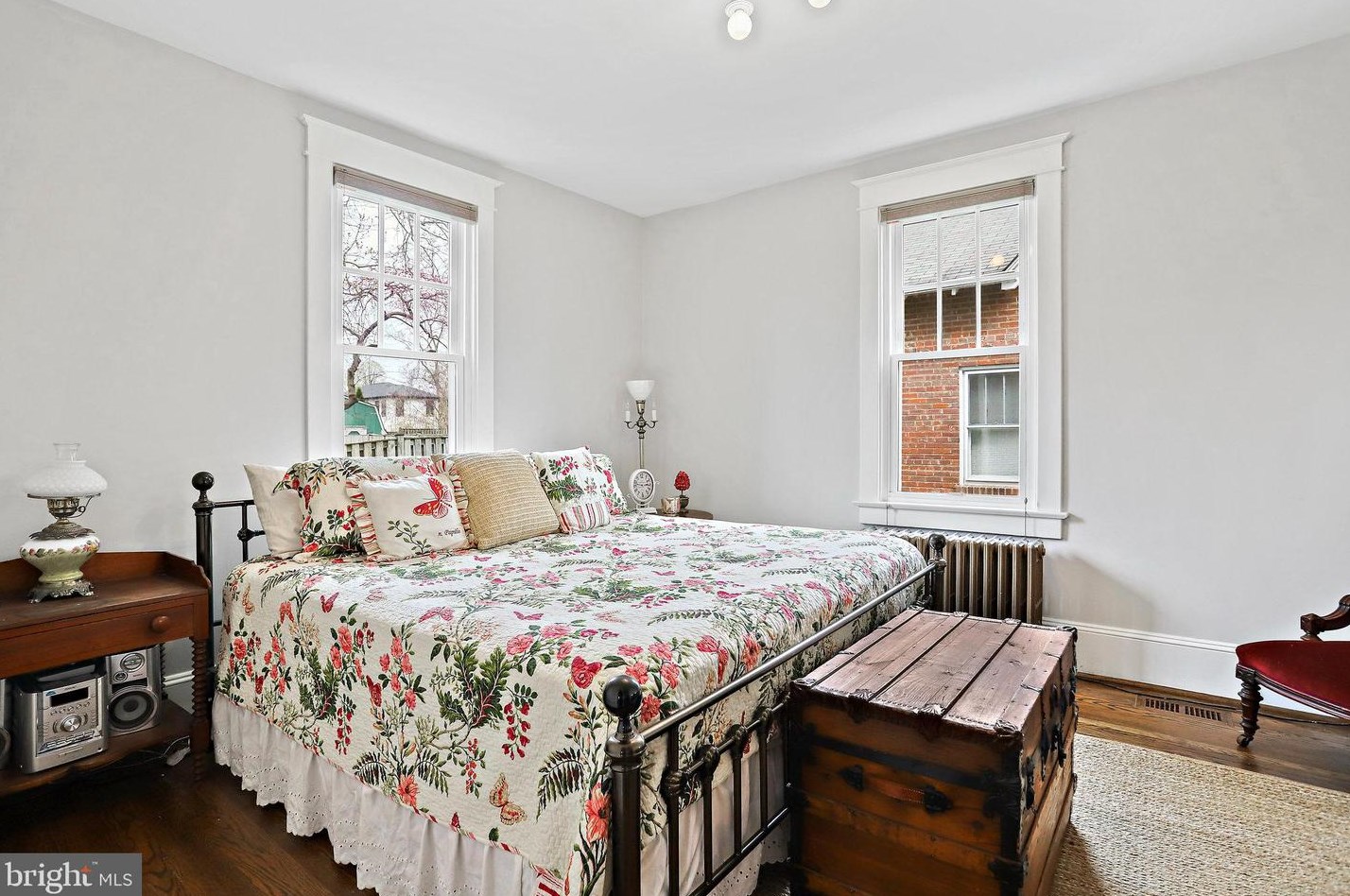 1700 Taylor St, Arlington VA 22204-4046 exterior