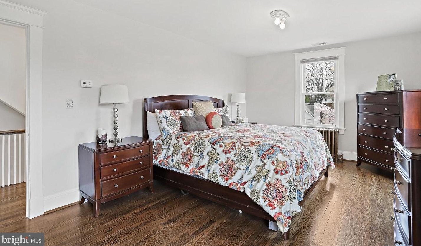 1700 Taylor St, Arlington VA 22204-4046 exterior