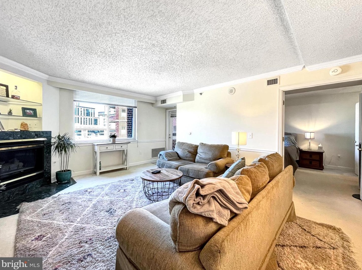1276 N Wayne St #906, Arlington, VA 22201