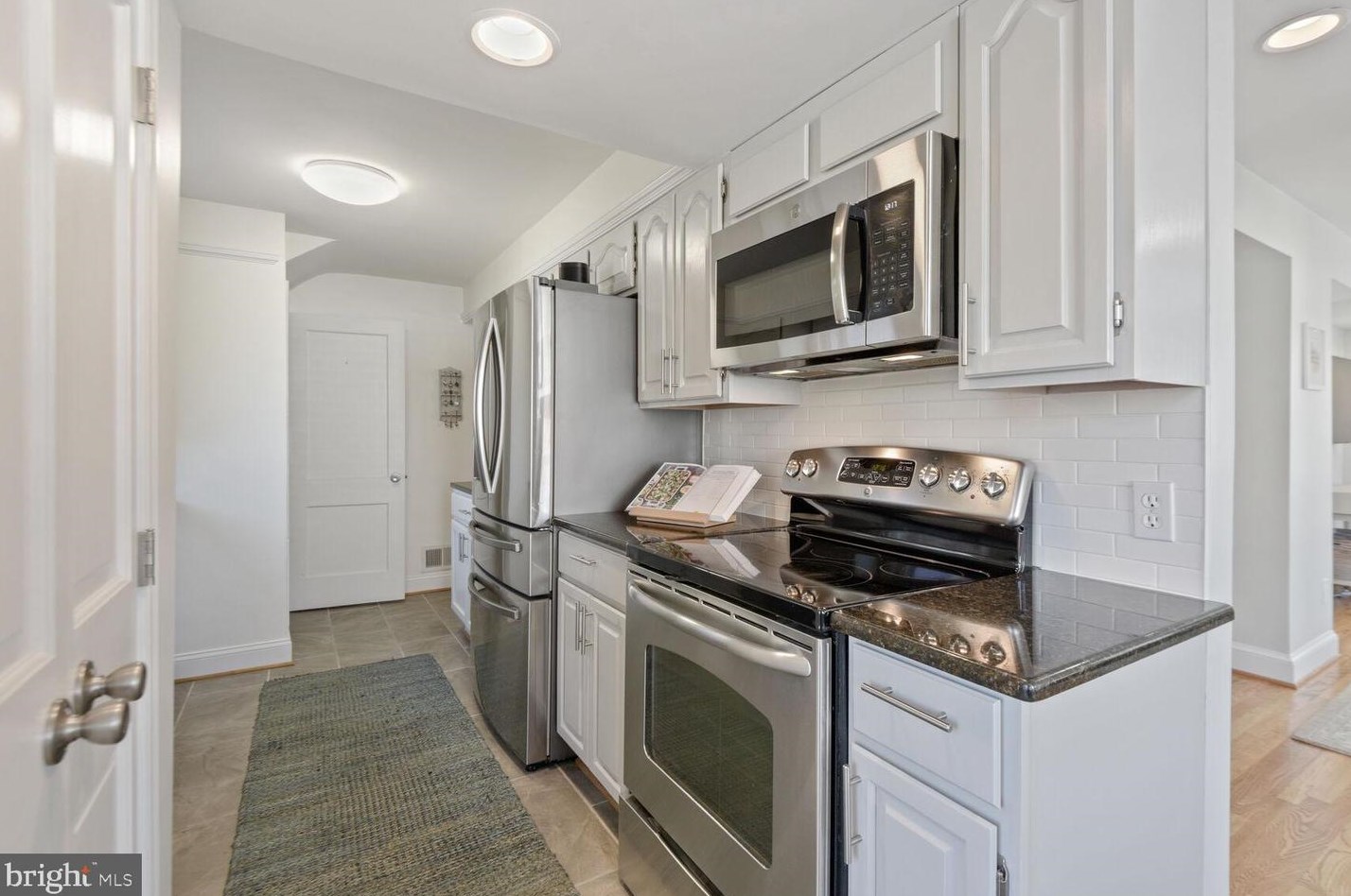 2632 Pocomoke St, Arlington VA  22207-1004 exterior