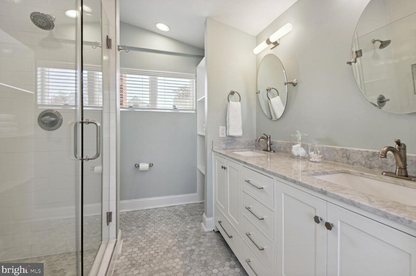 2632 Pocomoke St, Arlington VA  22207-1004 exterior