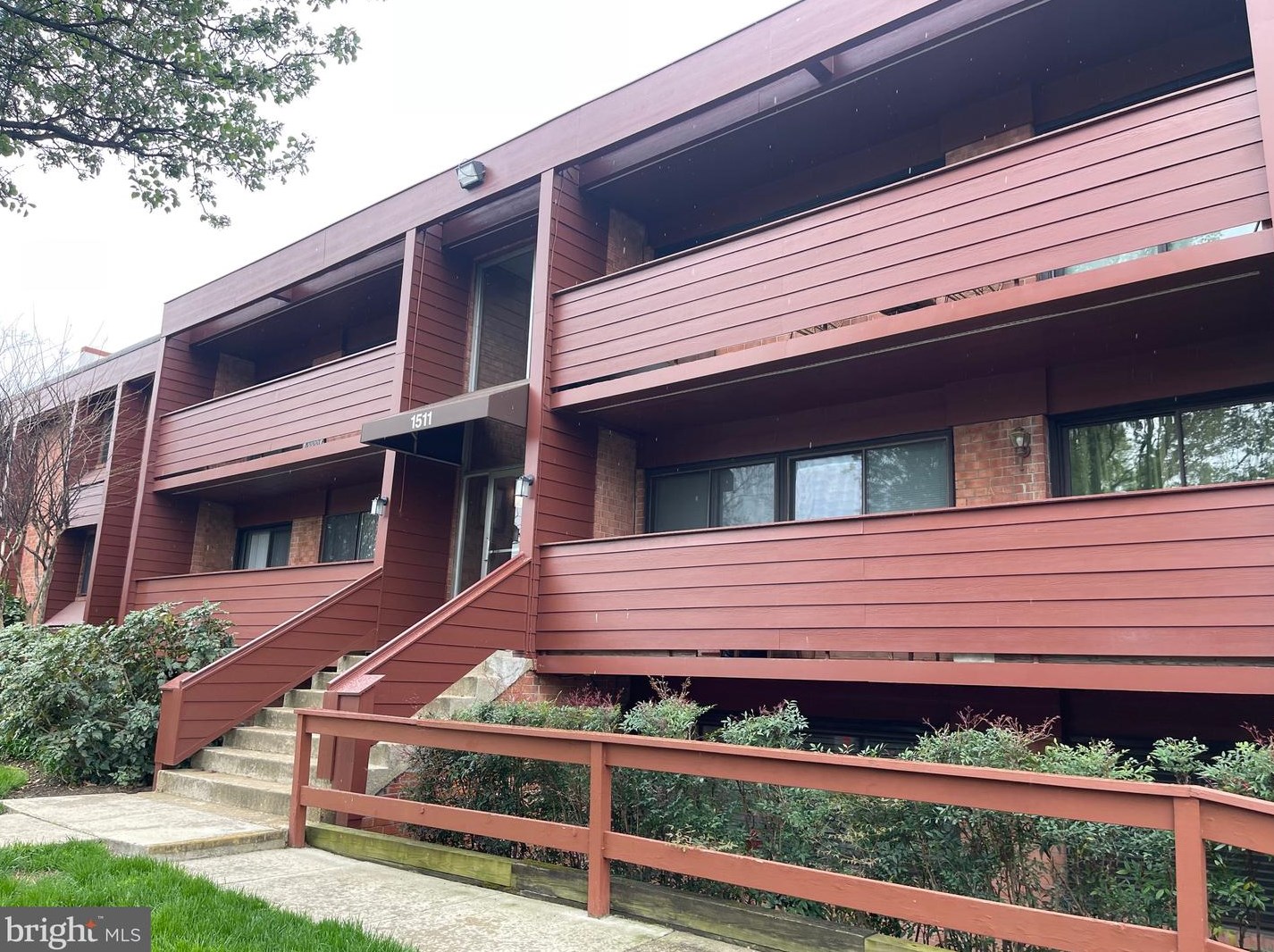 1511 S George Mason Dr #20, Arlington, VA 22204