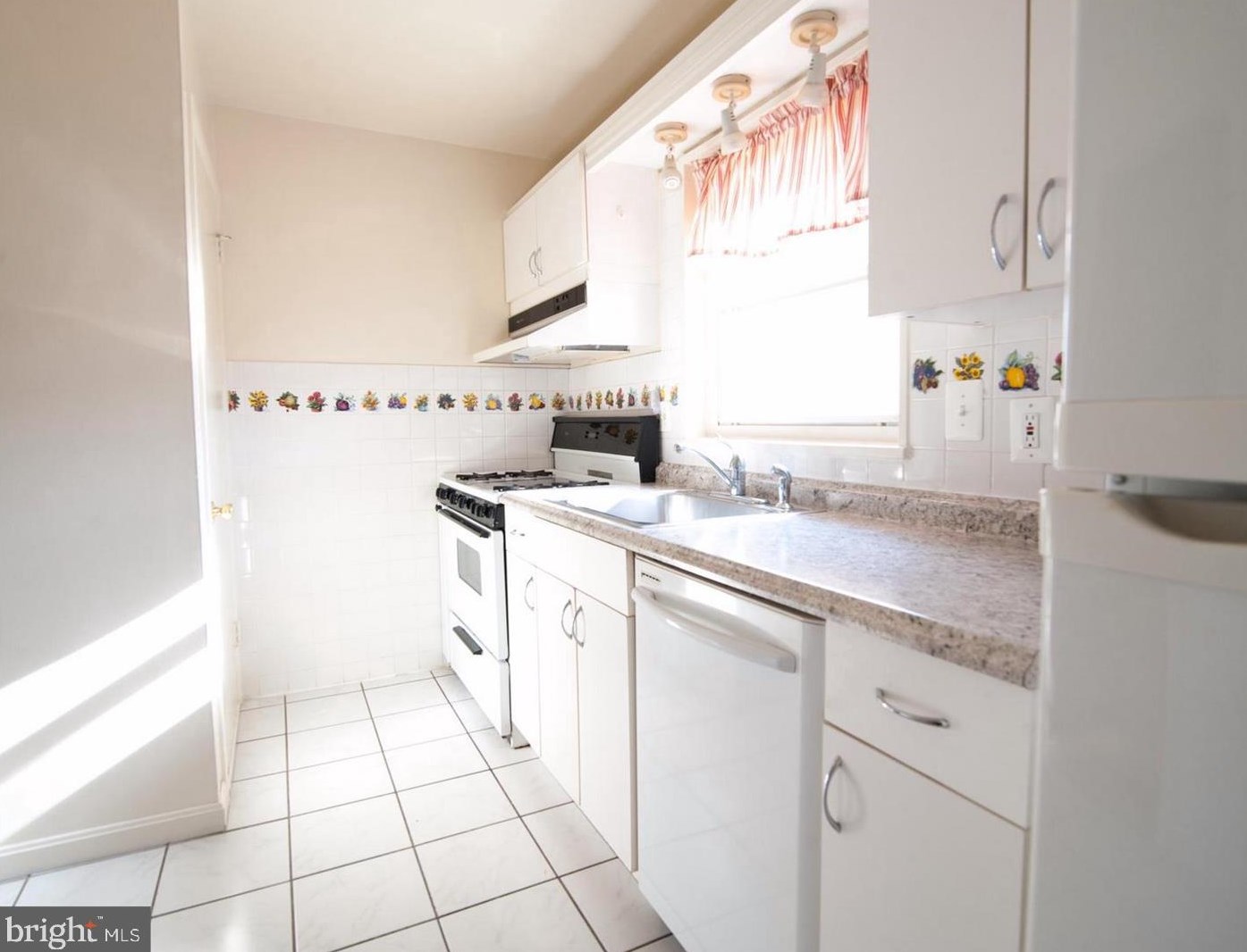 2454 S Culpeper St, Arlington, VA 22206