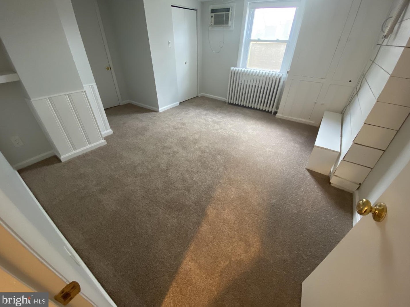 1720 Veitch St, Arlington VA  22201-3421 exterior