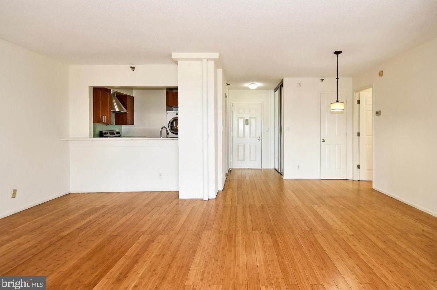 900 N Stafford St #1706, Arlington, VA 22203