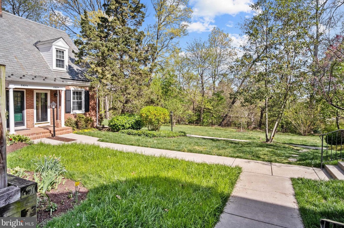 3305 S Wakefield St #a, Arlington, VA