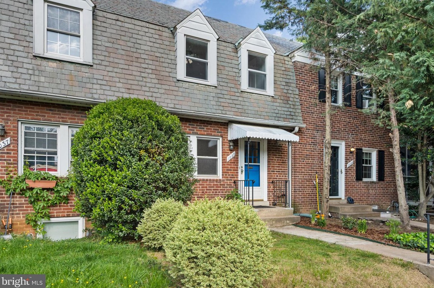 1035 Monroe St, Arlington VA 22201-4503 exterior