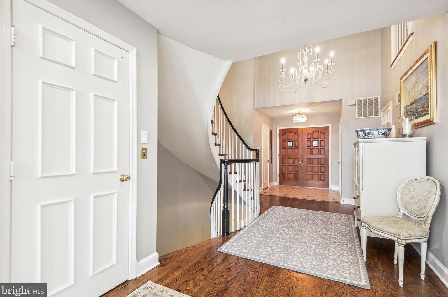 2342 Queen St, Arlington VA  22202-1549 exterior