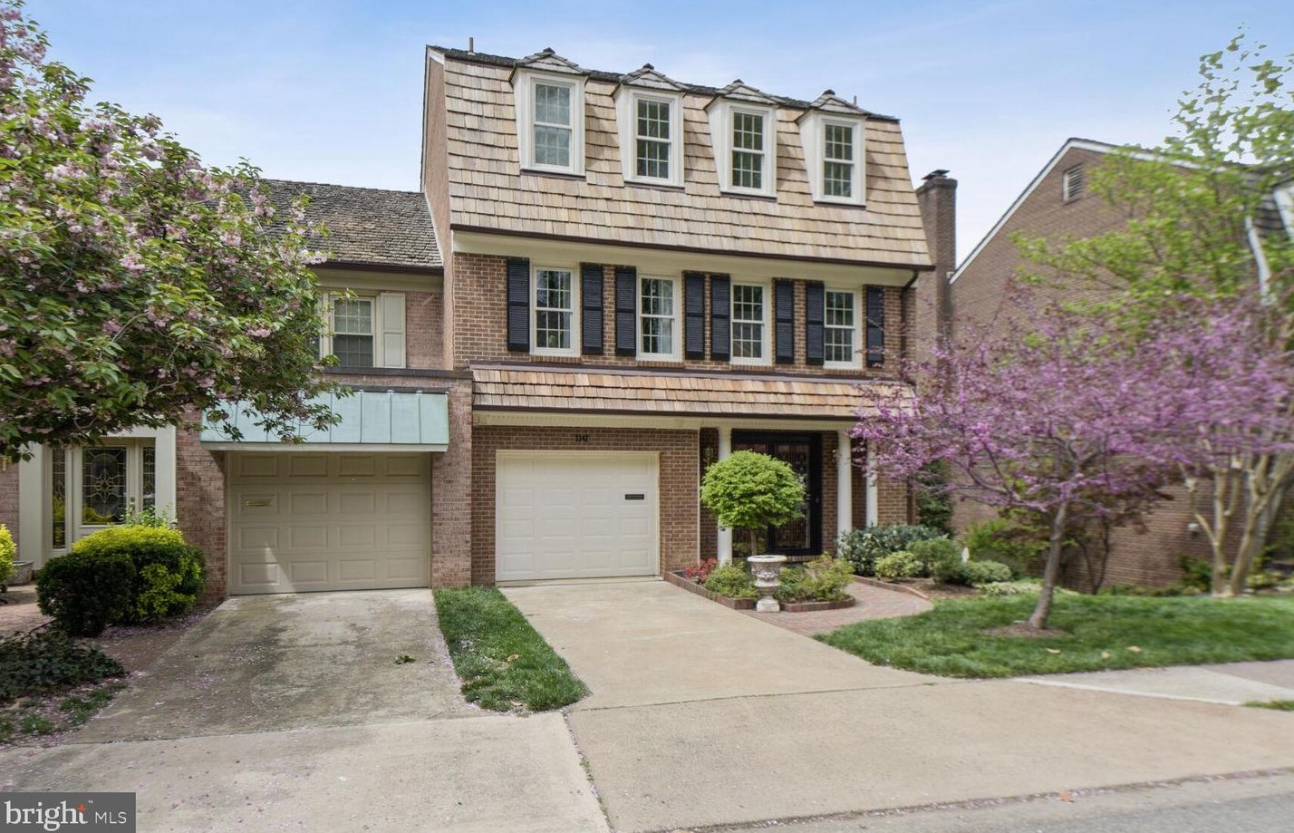 2342 S Queen St, Arlington, VA 22202