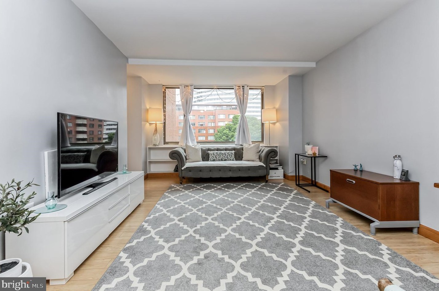 1111 Arlington Blvd #620, Arlington, VA 22209