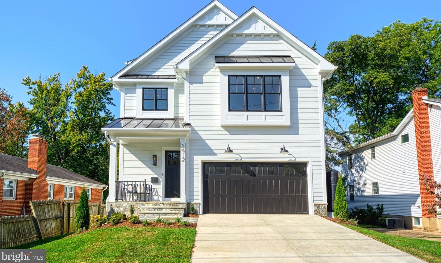 1912 Van Buren St, Arlington, VA 22205-1826