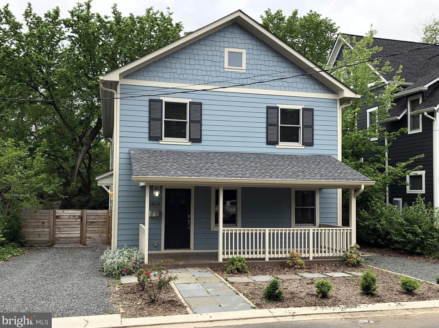1810 N Wayne St, Arlington, VA 22201