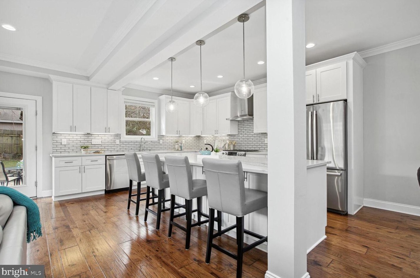 1244 Taylor St, Arlington VA 22201-5728 exterior