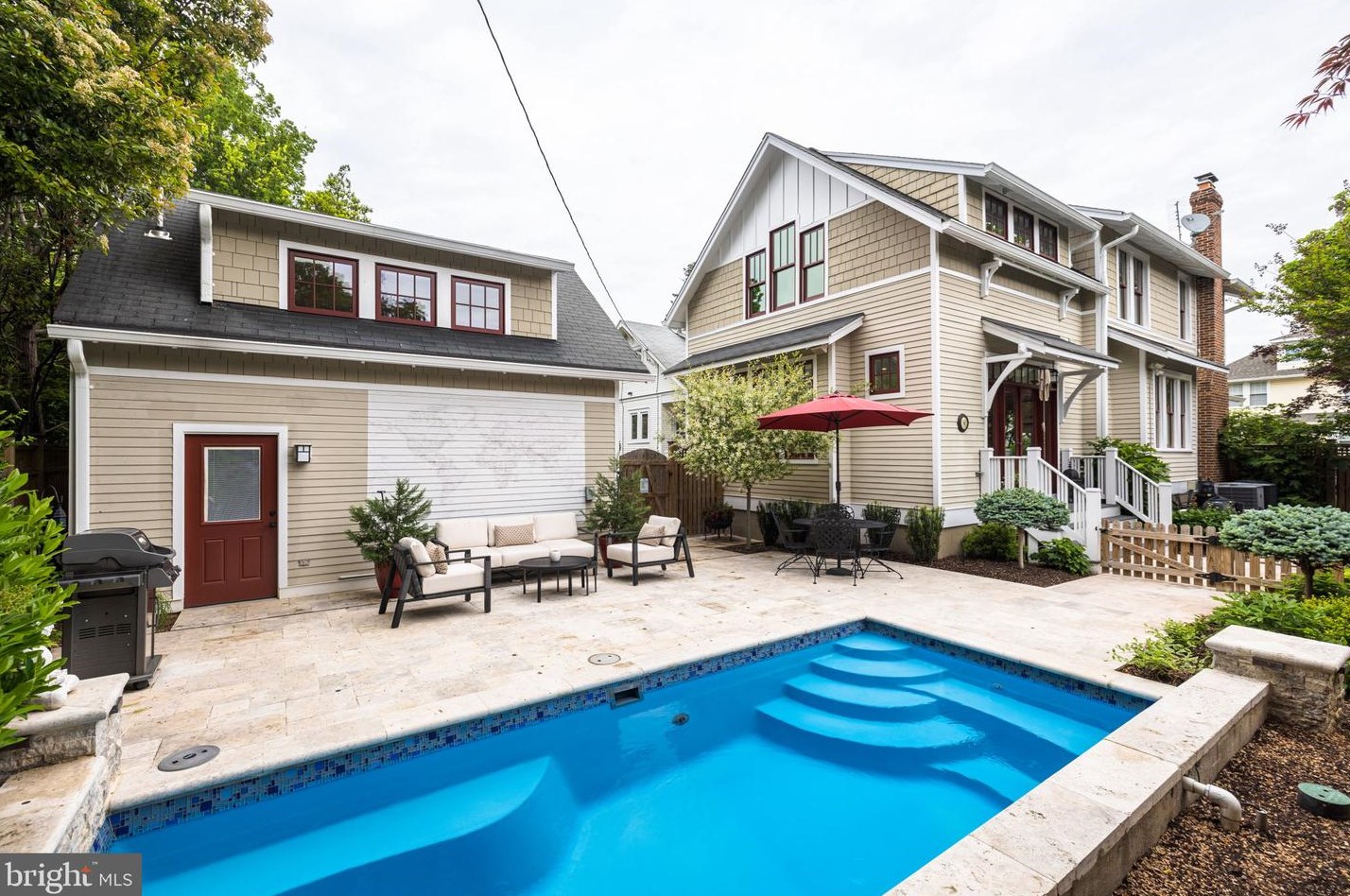 1600 Garfield St, Arlington, VA 22201-3924