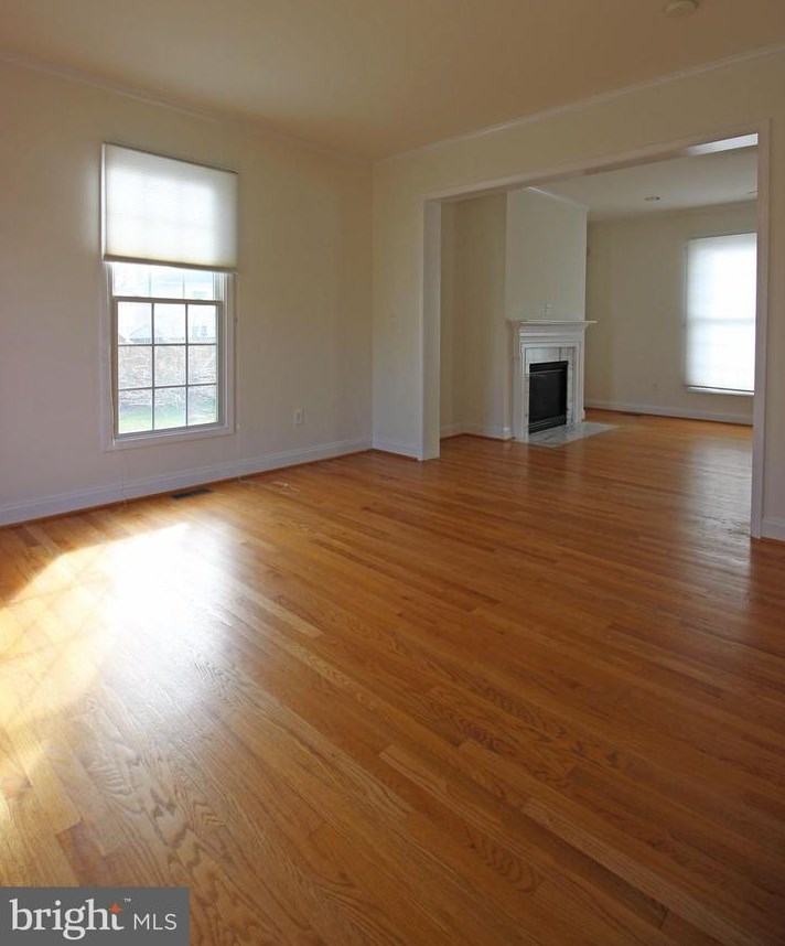 3424 15th St S, Arlington, VA 22201