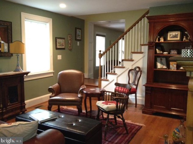232 N Nelson St, Arlington, VA 22201