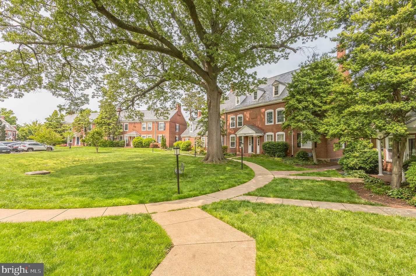 3363 Stafford St, Arlington VA 22206-1916 exterior