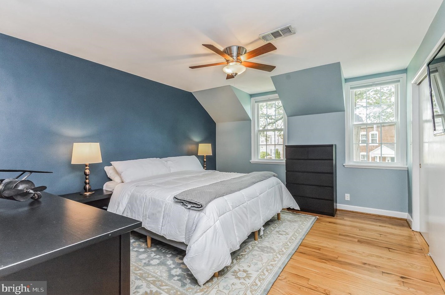 3363 Stafford St, Arlington VA 22206-1916 exterior