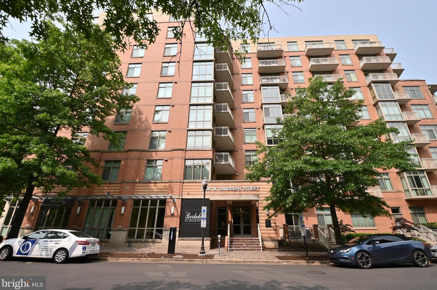 1000 Randolph St, Arlington VA  22201-5627 exterior