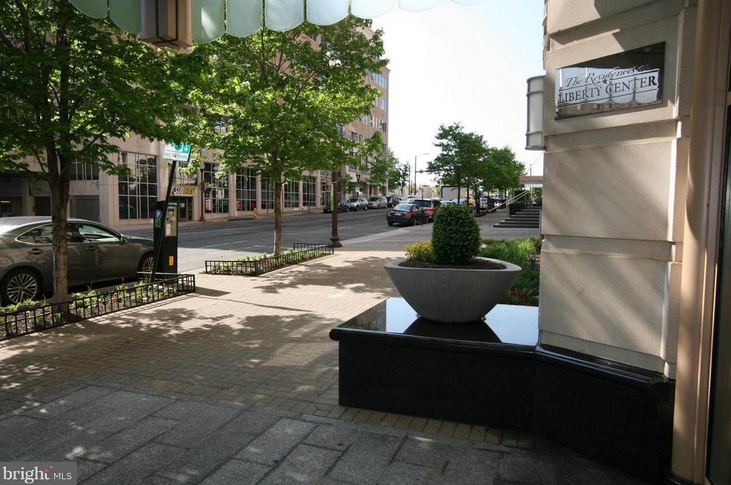 888 N Quincy St #805, Arlington, VA 22203