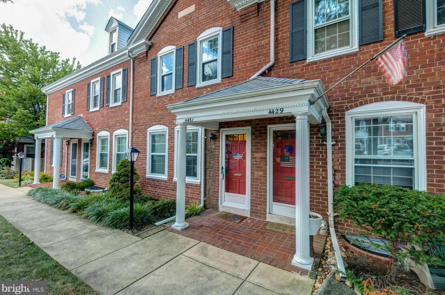 4431 34th St S, Arlington, VA 22206