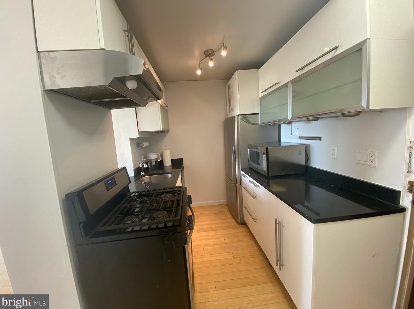 1021 Arlington Blvd #e-1021, Arlington, VA 22209