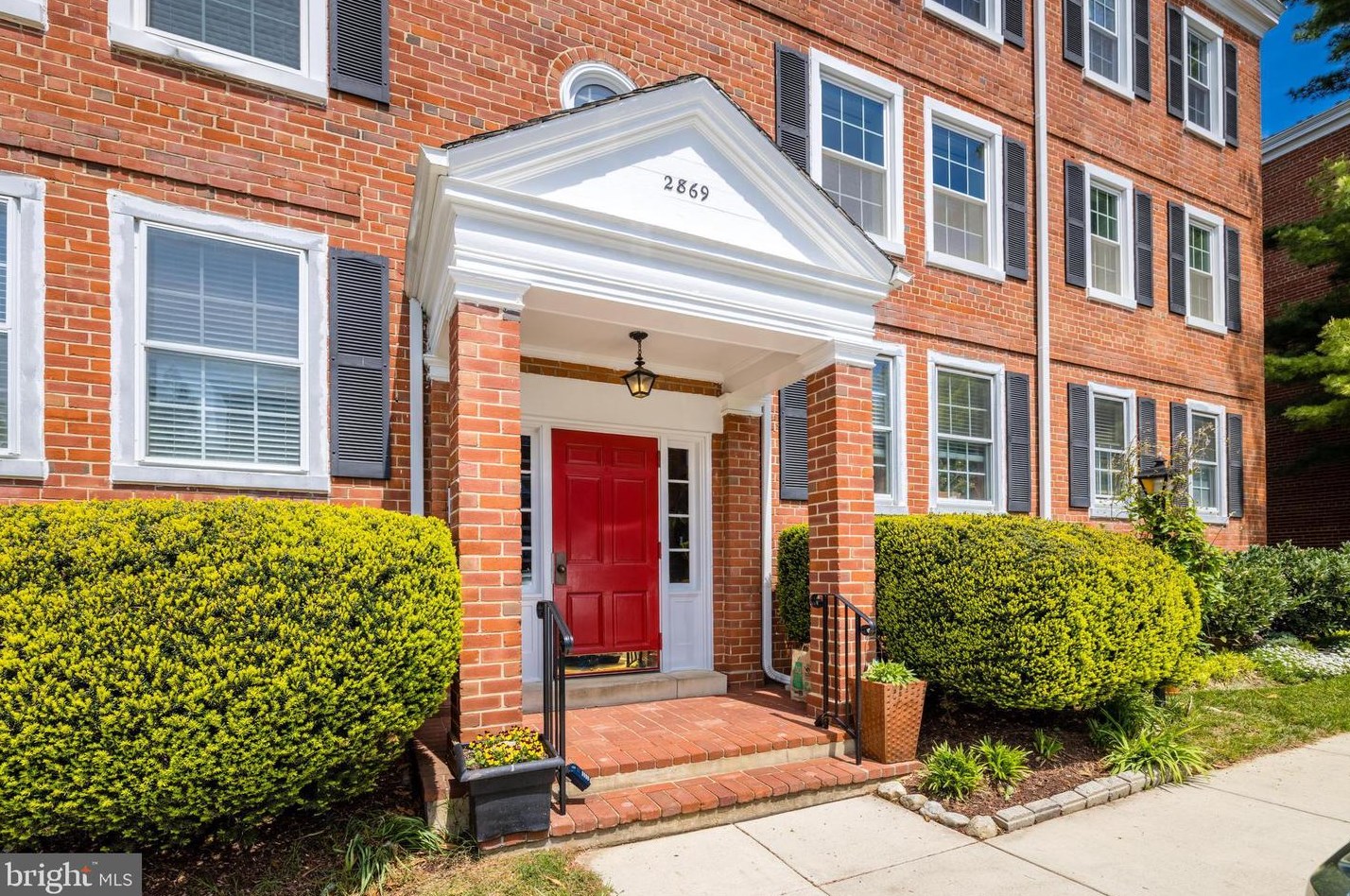 2869 S Buchanan St #c1, Arlington, VA 22206