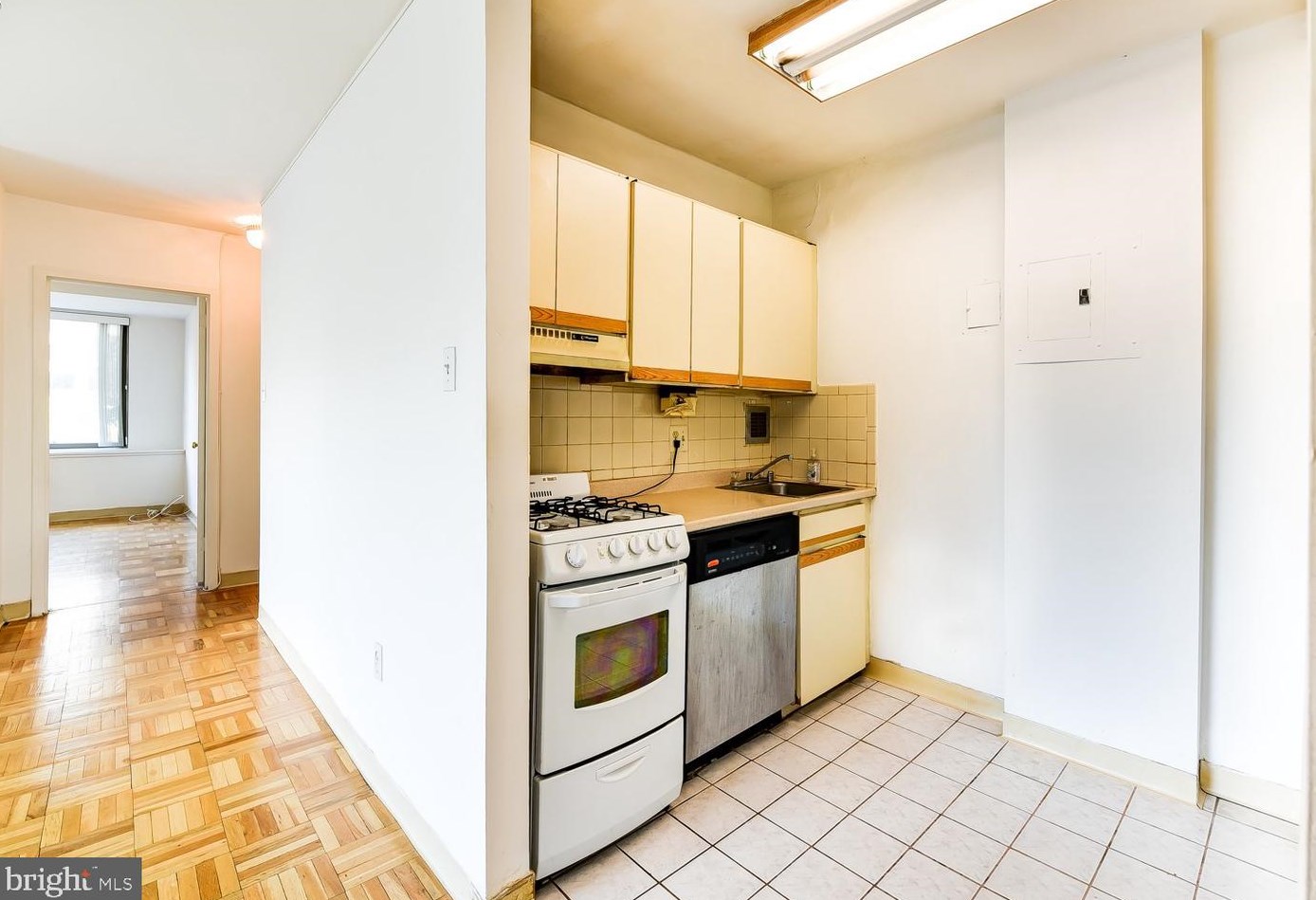 1121 Arlington Blvd Apt 342, Arlington, VA 22209