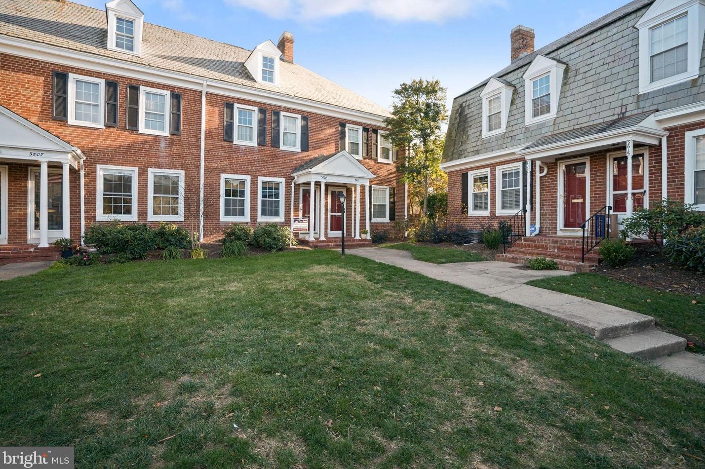 3609 S Wakefield St, Arlington, VA 22206