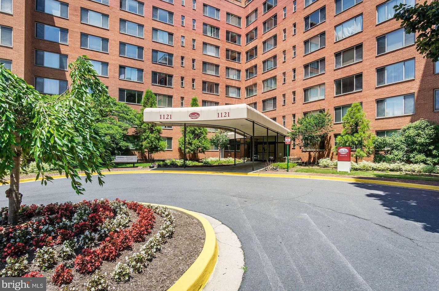 1121 Arlington Blvd Apt 726, Arlington, VA 22209