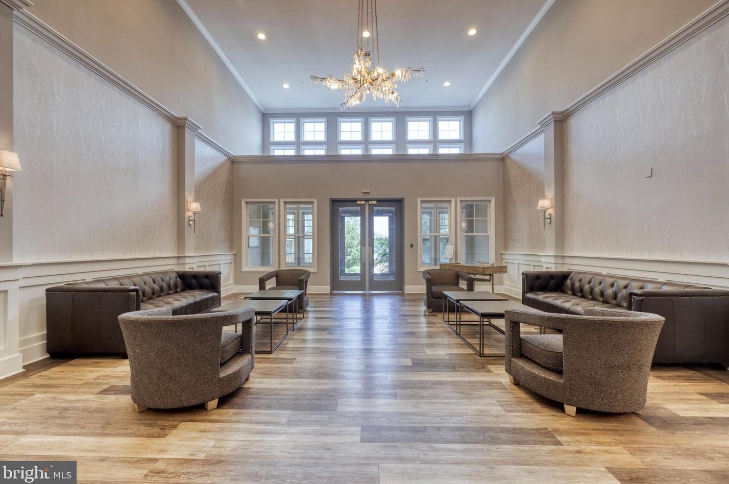 1418 Rhodes St, Arlington, VA 22209-2952