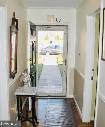 2400 John Marshall Dr, Arlington, VA 22207-1213