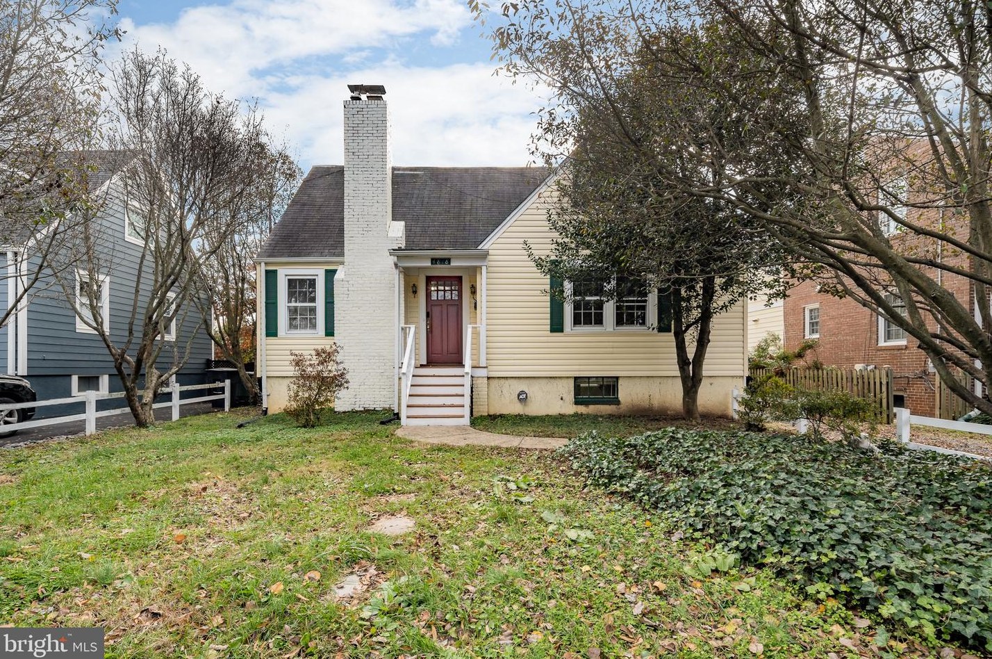 4818 22nd Rd N, Arlington, VA 22207