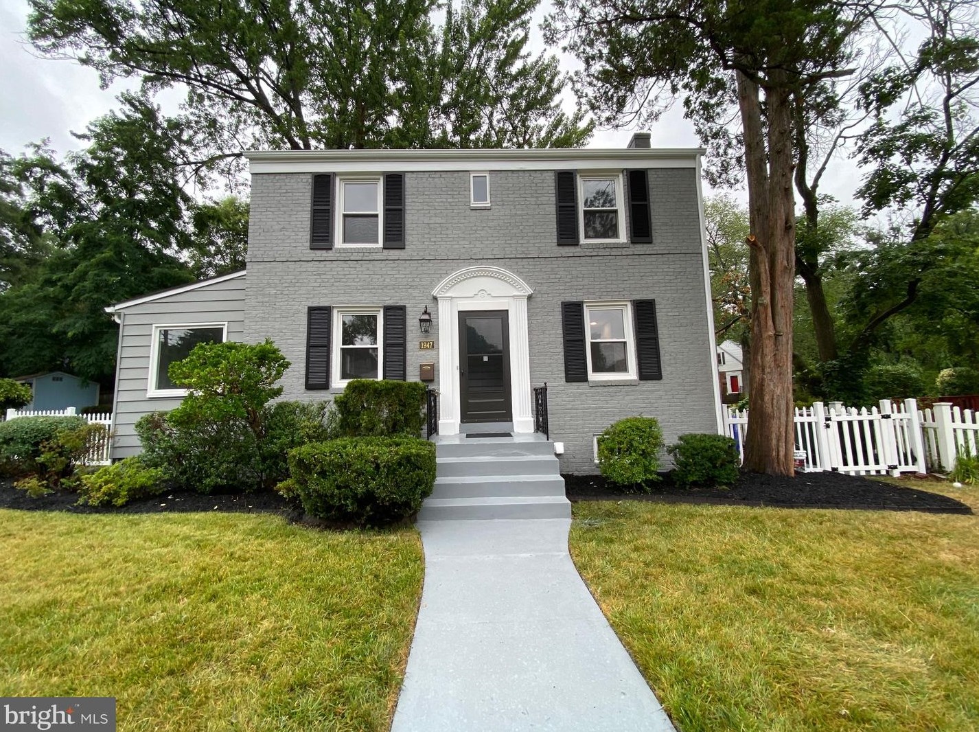 1947 Vermont St, Arlington, VA 22207-2380